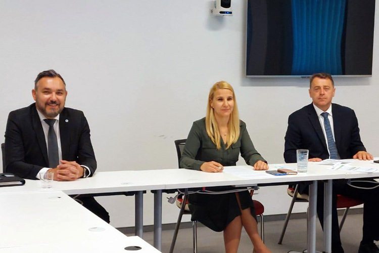 Slika /slike/Vijesti/EUREF/1.jpg