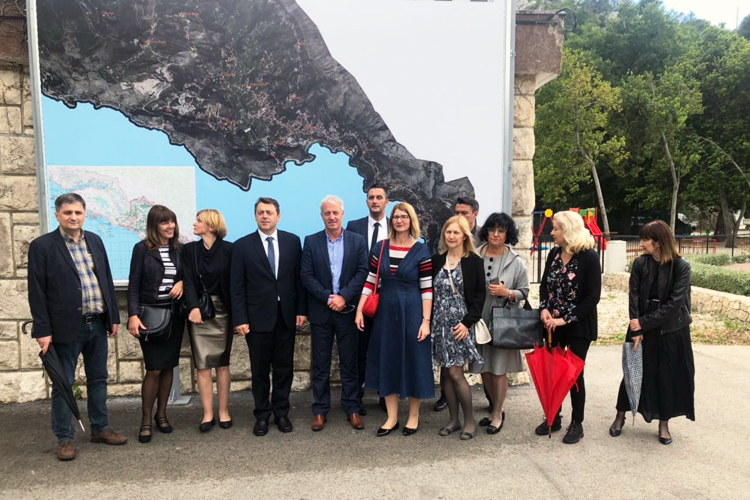 Slika /slike/Vijesti/KARTOZID/Kartozid_zupa.jpg