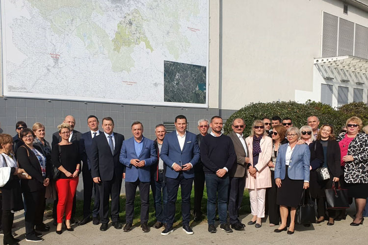 Slika /slike/Vijesti/KARTOZID/VG_kartozid2.jpg