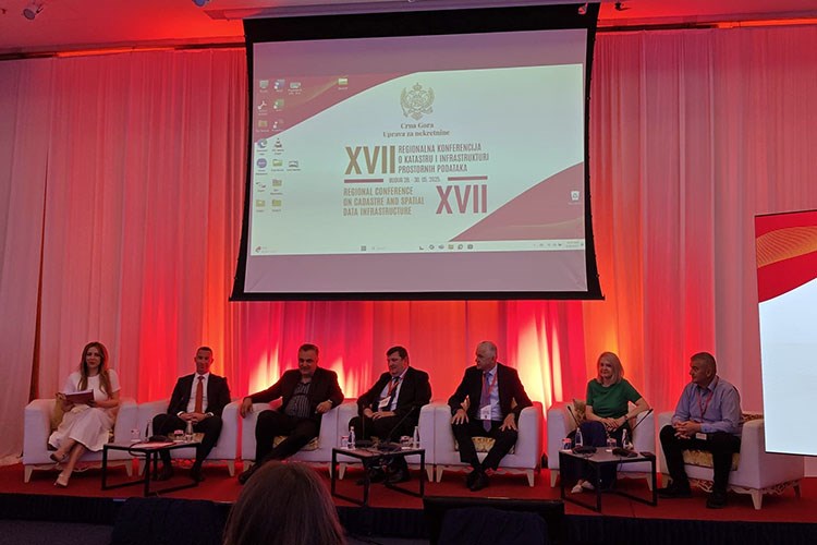Slika XVII. Regionalna konferencija o katastru i infrastrukturi prostornih podataka
