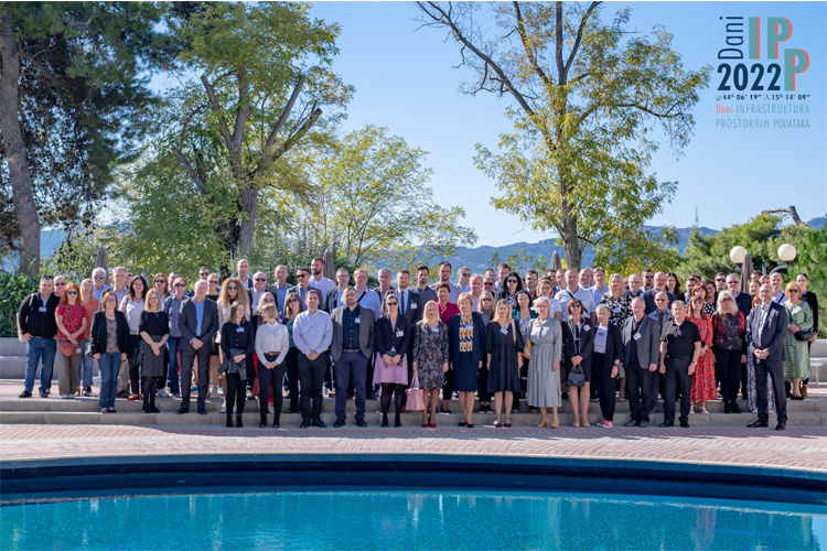 Slika /slike/Vijesti/NIPP/2022_Zadar/4_Skupna_fotografija.jpg