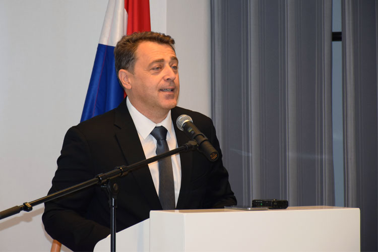 Slika /slike/Vijesti/SDGE_svecano_pustanje/SDGE1.jpg