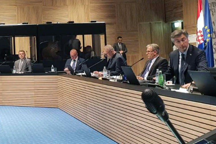 Slika /slike/Vijesti/Sjednica_Vlade_RH/Sjednica_Vlade_RH.jpg